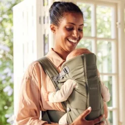 BabyBjörn Mini Geweven Draagzak - Beige