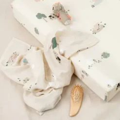 Done By Deer Aankleedkussen - Tiny Farm - Sand