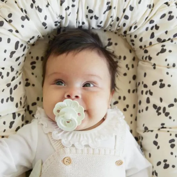 Elodie Details Binky Bloom Fopspeen – 3+ Mnd – Mineral Green