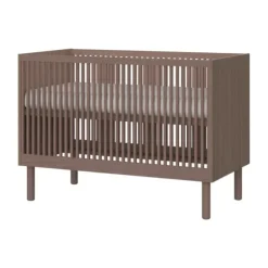 Kidsmill Dai Babykamer Walnoot | Ledikant 120 x 60 cm + Commode