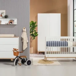 Kidsmill Intense II Babykamer Mat Wit / Eiken | Ledikant 60 x 120 cm + Commode