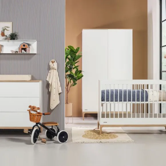 Kidsmill Intense II Babykamer Mat Wit / Eiken | Ledikant 60 x 120 cm + Commode