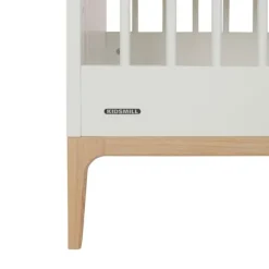 Kidsmill Intense II Babykamer Mat Wit / Eiken | Ledikant 60 x 120 cm + Commode