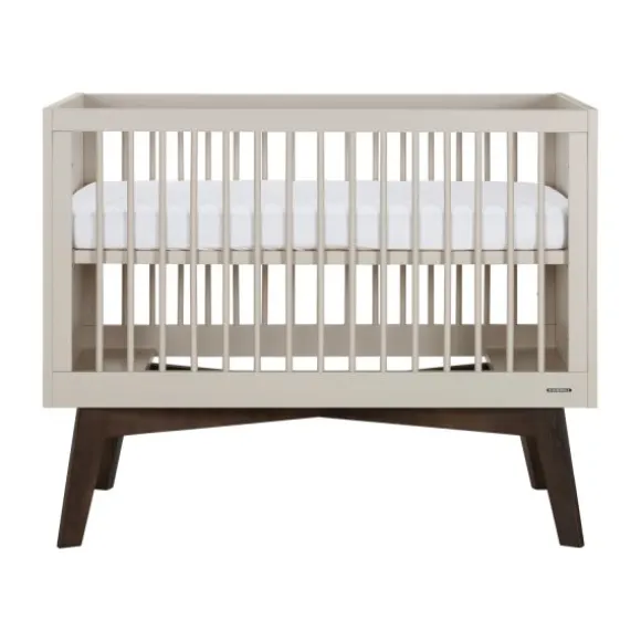 Kidsmill Sixties Babybed Oatmeal / Walnoot 60 x 120 cm
