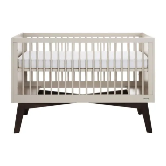 Kidsmill Sixties Babybed Oatmeal / Walnoot 70 x 140 cm