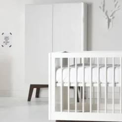 Kidsmill Sixties Kledingkast 2-Deurs Wit Mat / Walnoot