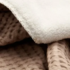 Koeka Oslo Wiegdeken Wafel / Teddy Sand / Pebble