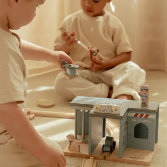 Little Dutch Politiebureau – Hout