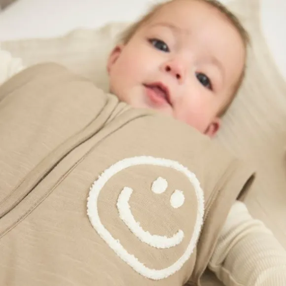 Meyco Slub Baby Slaapzak met Smile Applicatie en Afritsbare Mouwen - Taupe/Offwhite - 110 cm
