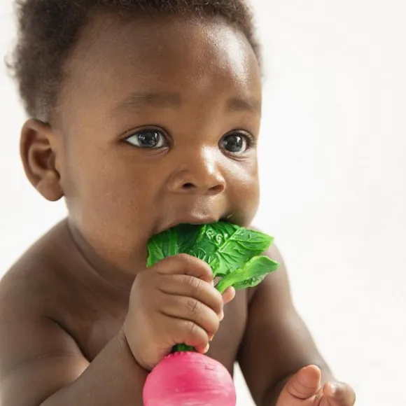 Oli & Carol Ramona The Radish Bijtspeeltje