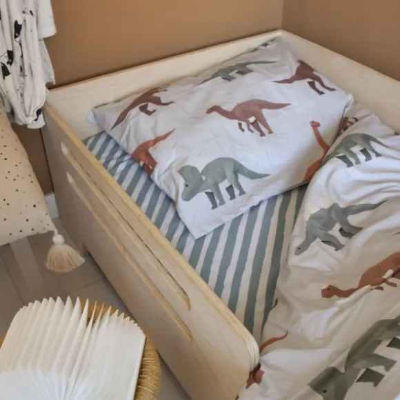 Studio Ditte Dekbedovertrek - Dinosaurus - 120 x 150 cm - Lichtgrijs