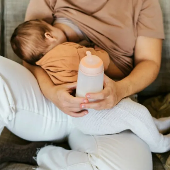 Suavinex Zero Zero Anti-Koliek Fles Borstvoeding - One Size - 180ml - Light