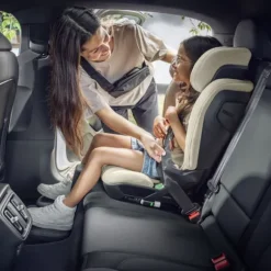 Thule Palm Booster Autostoel - Black | Thule Palm Voetsteun